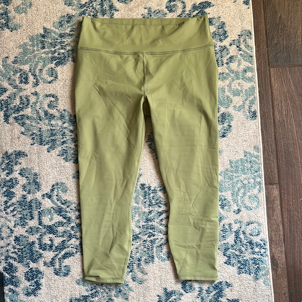 Forest Moss Green Define PowerHold Leggings